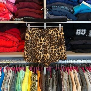 Vigoss brown/black leopard with lace trimmed lining shorts size XS